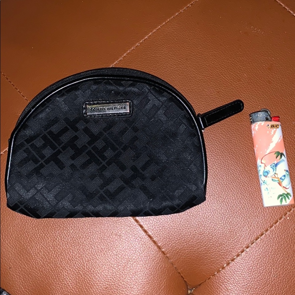 Tommy Hilfiger clutch makeup bag hand bag